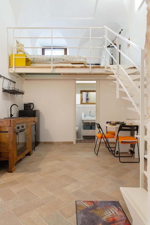 Residenza Storica: La Suite Del Grifo 라킬라 외부 사진